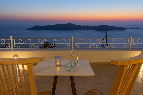 Buddha-Bar Beach Santorini La Maltese Estate (Fira)